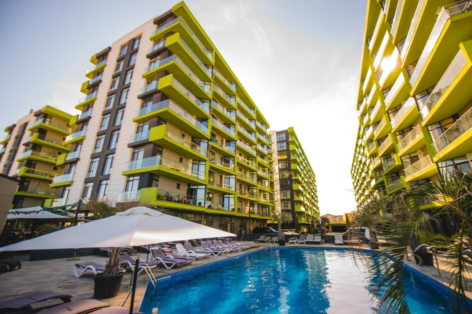 Purple Onyx - Pool & Spa Beach Resort Неводарі Екстер'єр фото