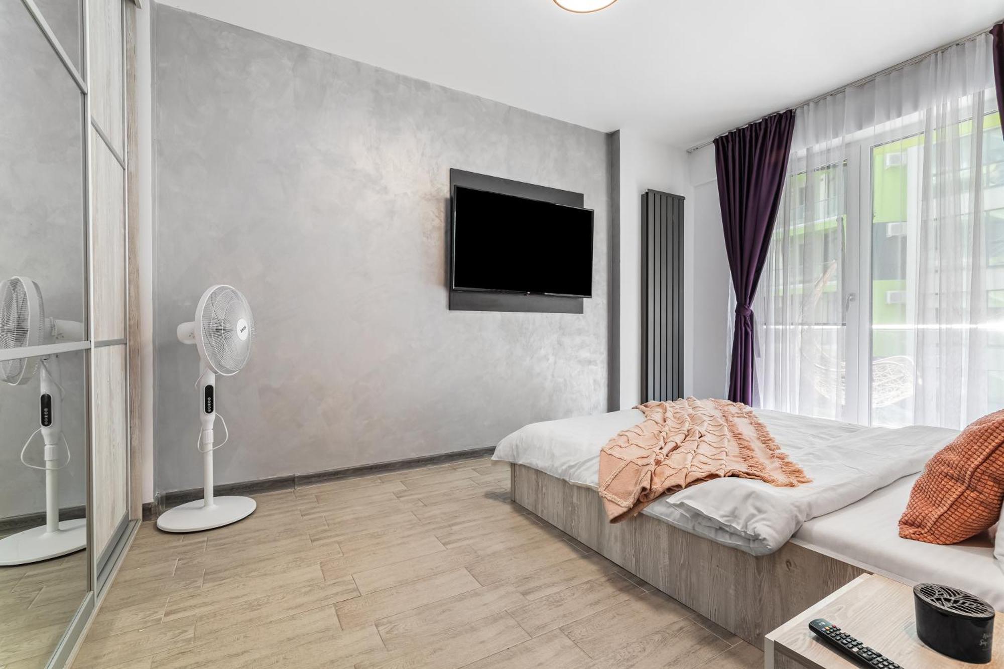 Purple Onyx - Pool & Spa Beach Resort Неводарі Екстер'єр фото